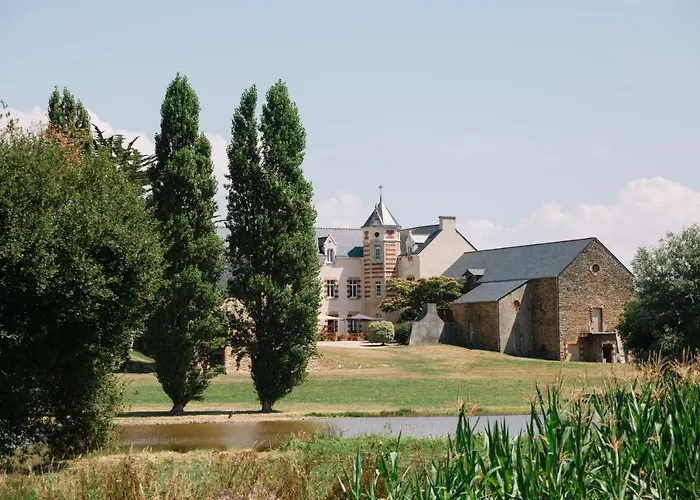 Le Manoir De Kerbot