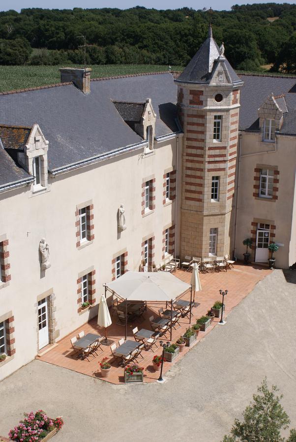 Le Manoir De Kerbot Hotel 4*
